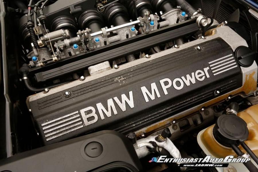 Моторный отсек BMW M5 Touring (Avus Blue) (WBSHJ91070BL01767) (E34) 1994 года  (фото 95 из 100)